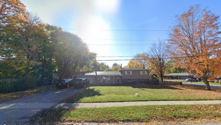 671 broadway ave, crystal lake, il 60014