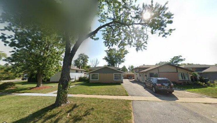 1205 bishop st, west chicago, il 60185