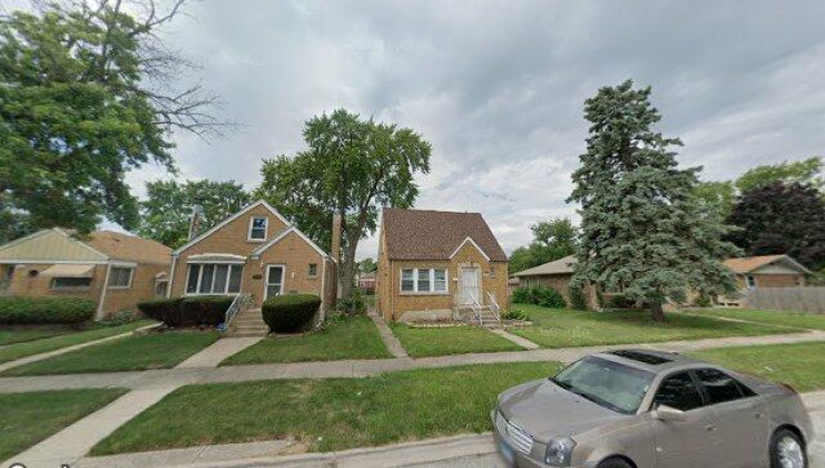 14306 s edbrooke ave, riverdale, il 60827