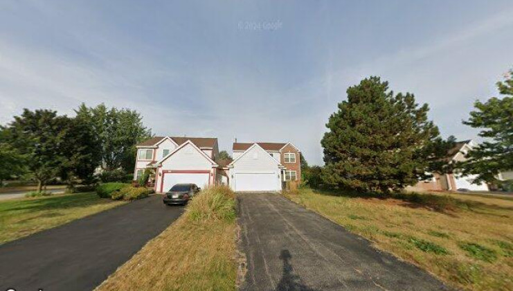 450 rosewood xing, lindenhurst, il 60046