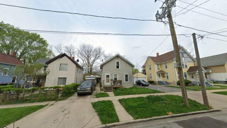 729 concord st, aurora, il 60505