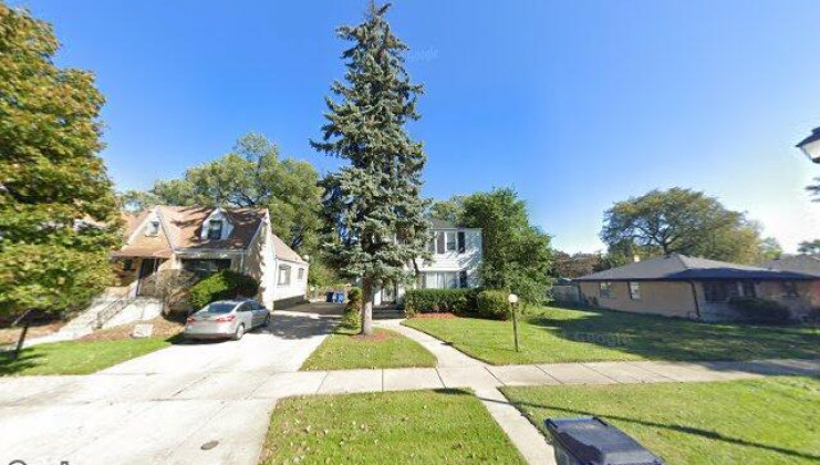 1929 s 7th ave, maywood, il 60153