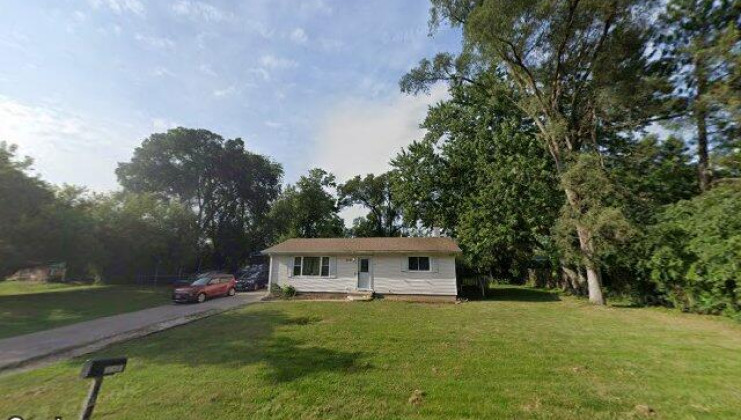 1636 marguerite st, crystal lake, il 60014