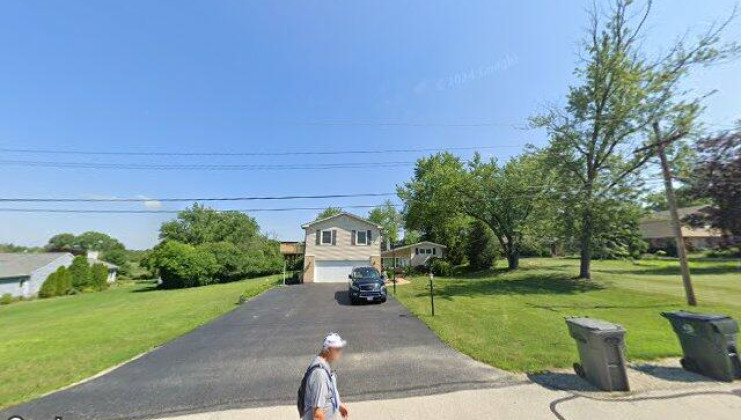 17w320 scheel dr, willowbrook, il 60527