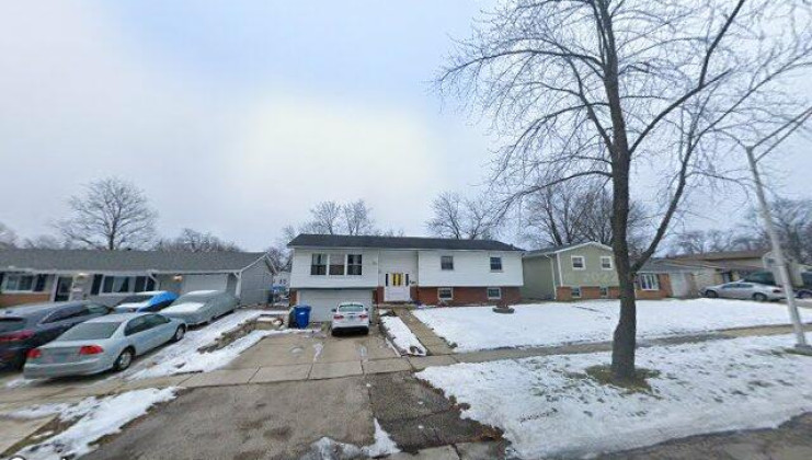 1540 cypress ave, hanover park, il 60133