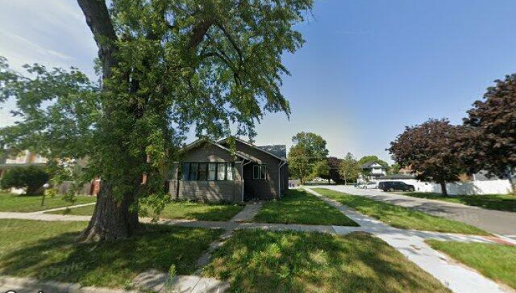 1600 s 7th ave, maywood, il 60153