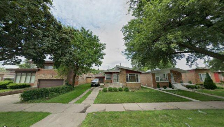 9052 s chappel ave, chicago, il 60617