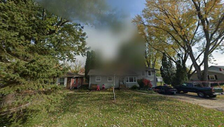 1520 adams st, lake in the hills, il 60156