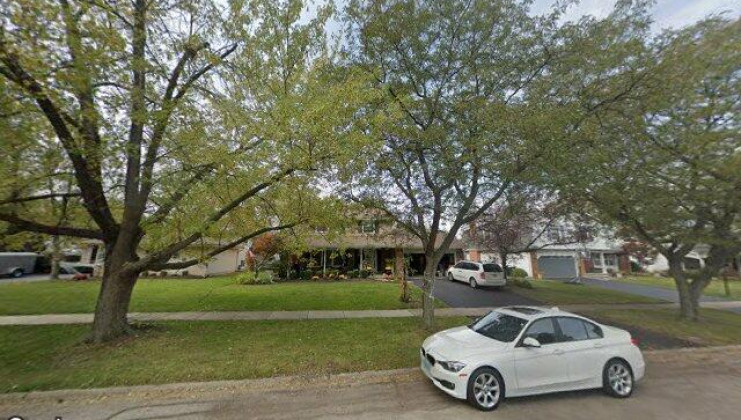 9s080 stratford pl, darien, il 60561