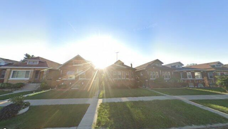 8322 s aberdeen st, chicago, il 60620