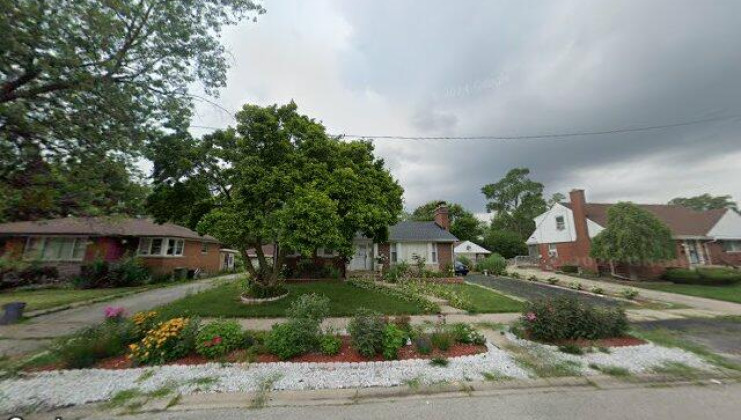 14726 state st, dolton, il 60419