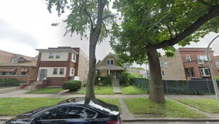 7933 s harvard ave, chicago, il 60620