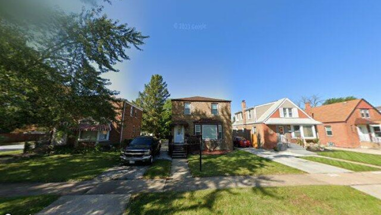 8752 s mozart ave, evergreen park, il 60805