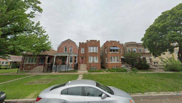 6832 s michigan ave, chicago, il 60637