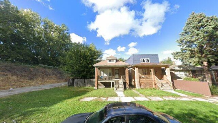 1108 e 82nd pl, chicago, il 60619