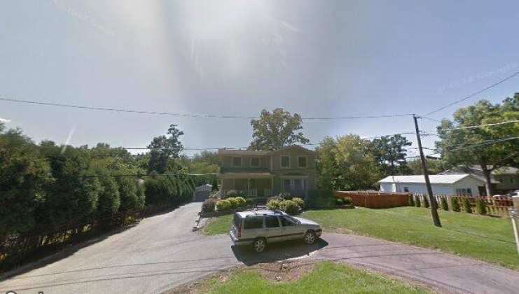 6411 n shore ave, spring grove, il 60081