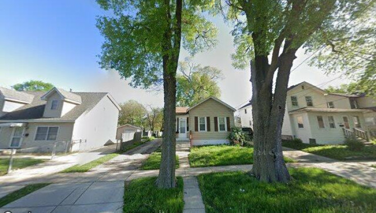 724 superior st, aurora, il 60505