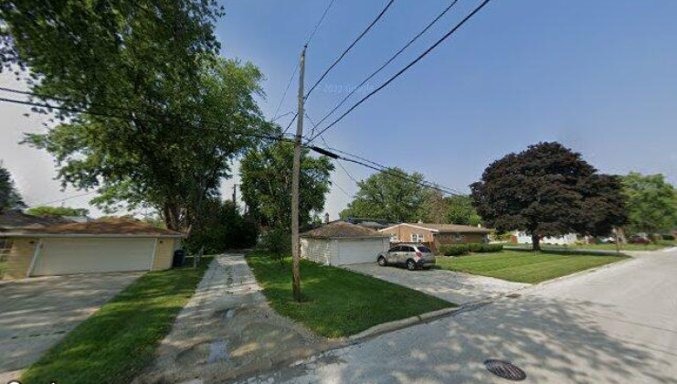 532 clayton rd, hillside, il 60162