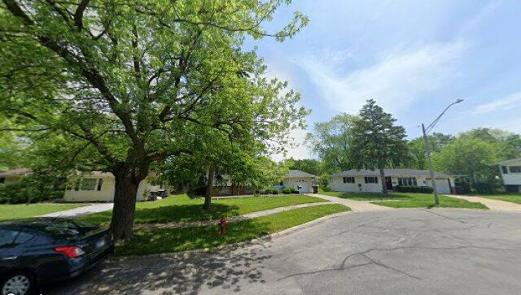 18917 lorenz ave, lansing, il 60438