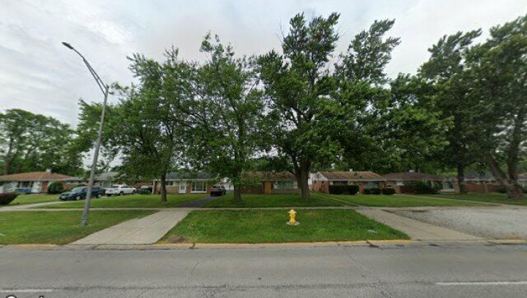 1474 burnham ave, calumet city, il 60409