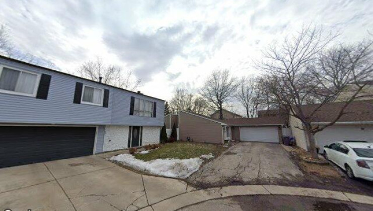 163 highbury dr, elgin, il 60120