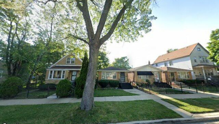 9042 s ellis ave, chicago, il 60619