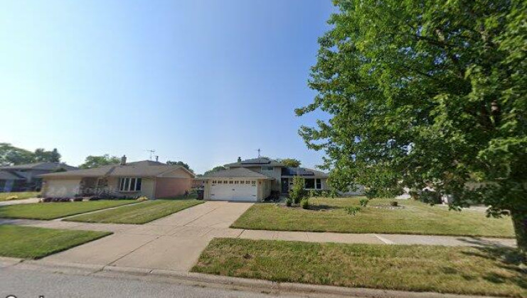 1320 e 169th pl, south holland, il 60473