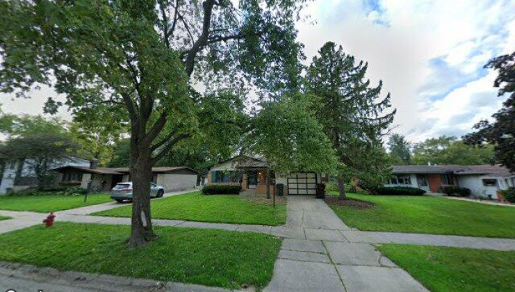 404 n longwood dr, glenwood, il 60425