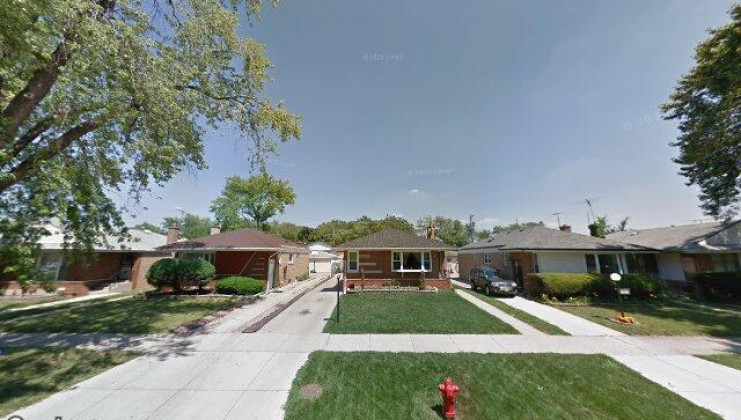 149 rice ave, bellwood, il 60104