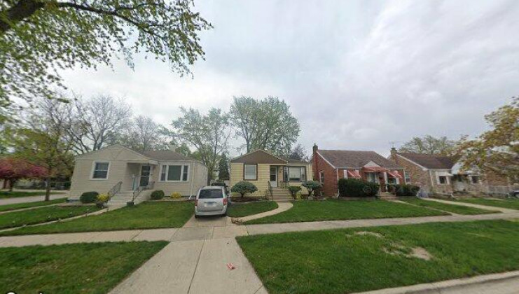 4405 grove ave, stickney, il 60402