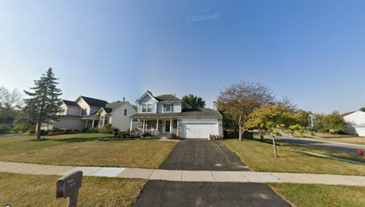 2618 vineyard ln, round lake beach, il 60073