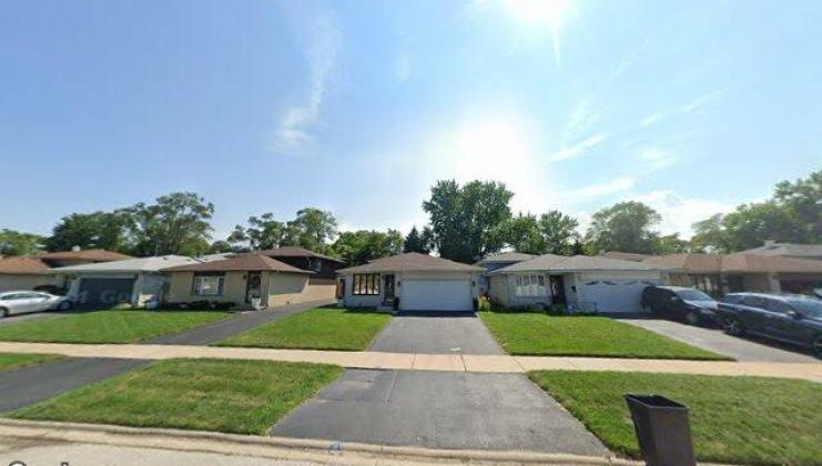 14246 shepard dr, dolton, il 60419