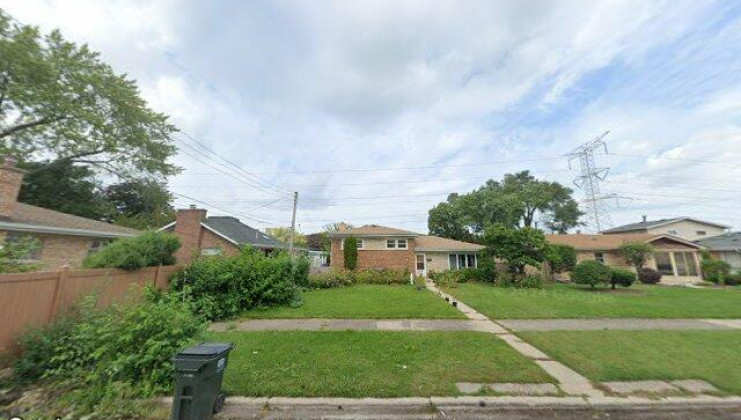 5742 lyons st, morton grove, il 60053