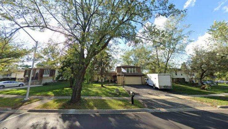 333 n pinecrest rd, bolingbrook, il 60440