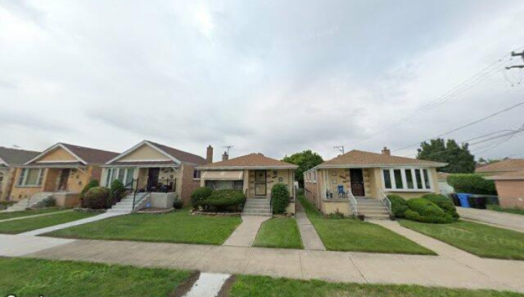 7718 s albany ave, chicago, il 60652