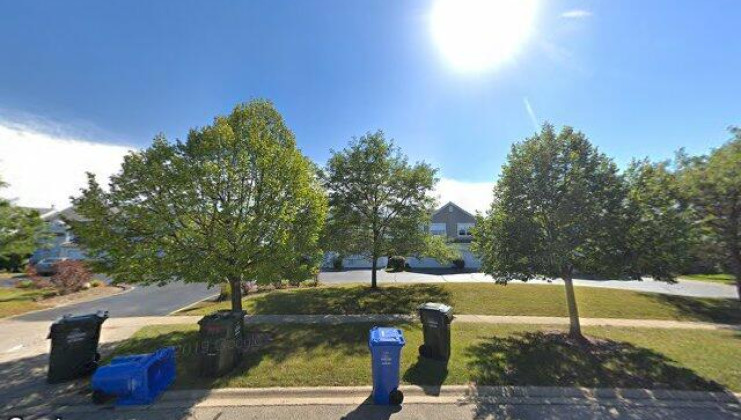 2120 orchard ln, carpentersville, il 60110