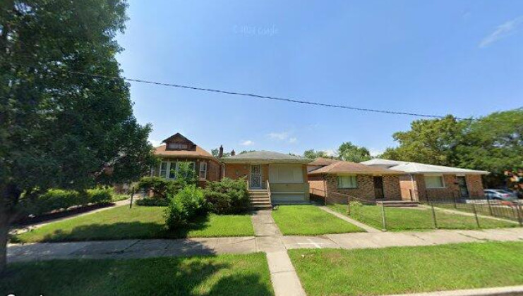 10006 s eggleston ave, chicago, il 60628
