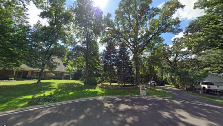 3n010 lakeview ct, west chicago, il 60185