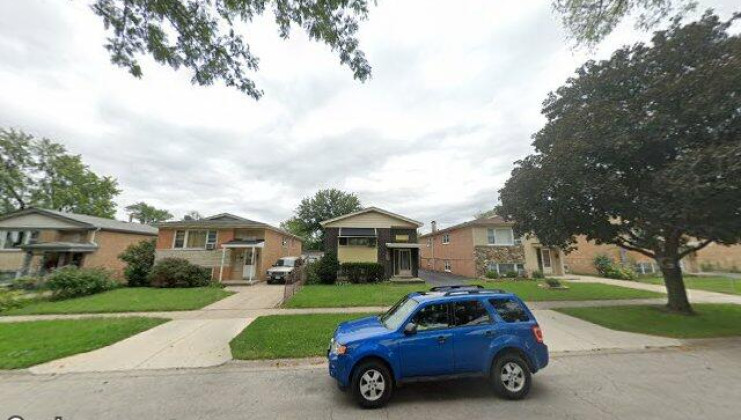 8627 44th st, lyons, il 60534