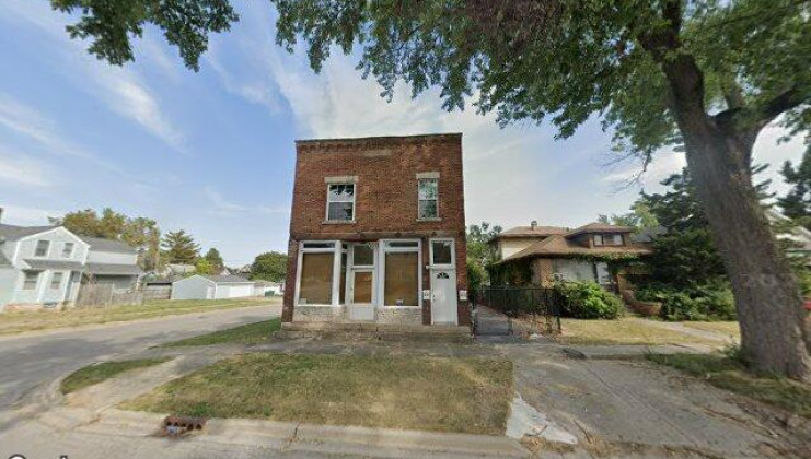 832 n center st, joliet, il 60435