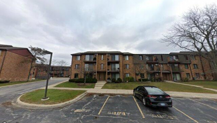 631 n briar hill ln, addison, il 60101