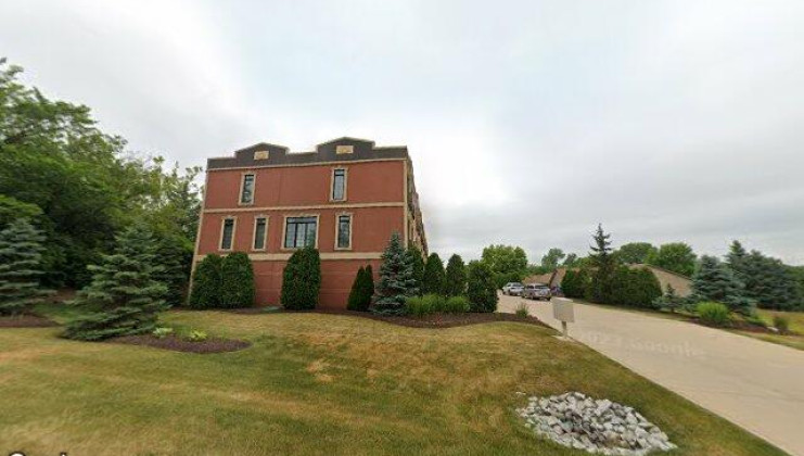 16w540 bluff rd, willowbrook, il 60527