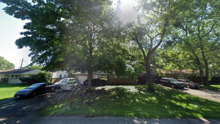 16517 sawyer ave, markham, il 60428