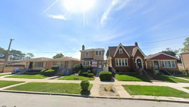 357 e 90th st, chicago, il 60619