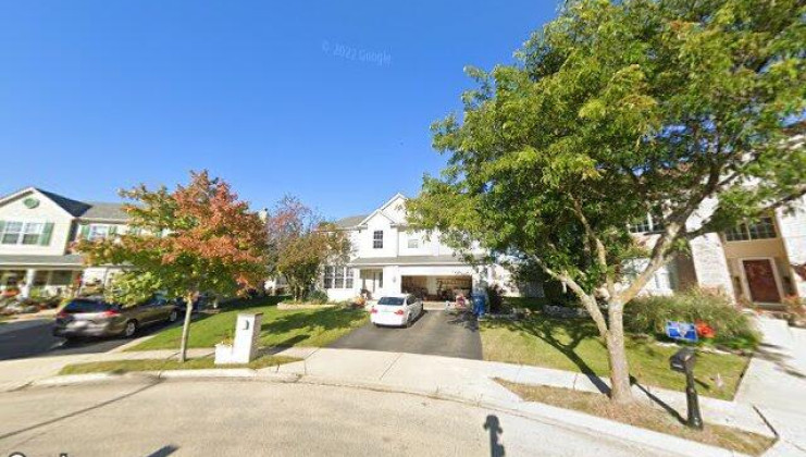 16 n conway ct, south elgin, il 60177