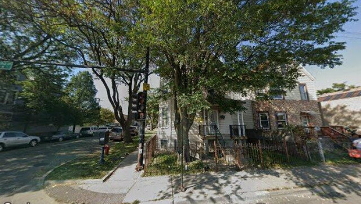 1902 n cicero ave, chicago, il 60639