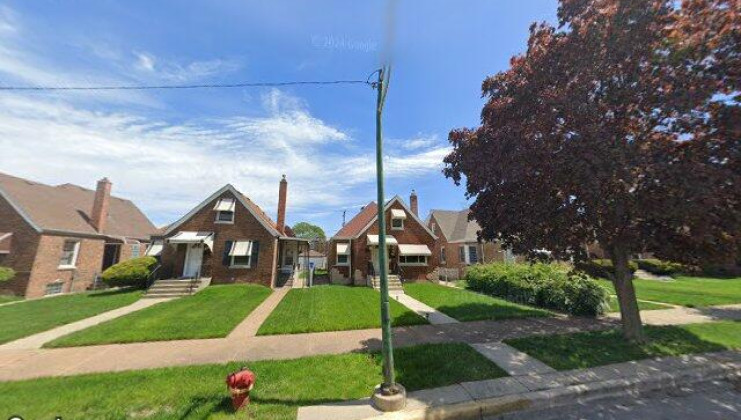 10727 s avenue m, chicago, il 60617