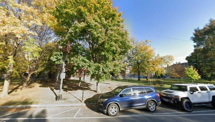 2215 s sacramento ave, chicago, il 60623