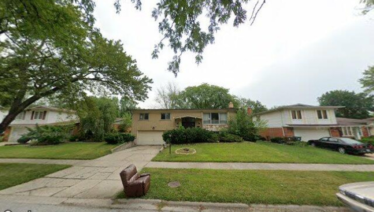 435 n arizona ave, glenwood, il 60425