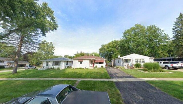169 n fairlawn ave, mundelein, il 60060